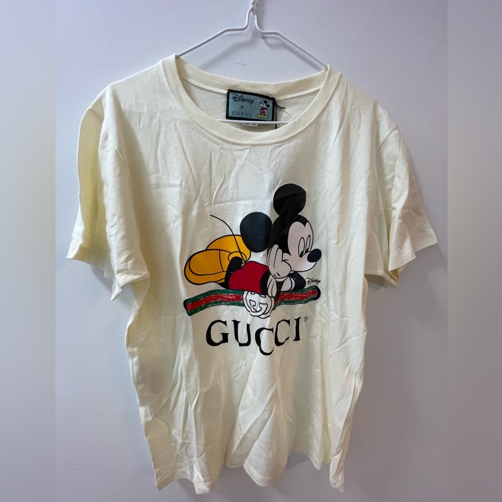 Gucci t-shirt, worn once. No more original tags